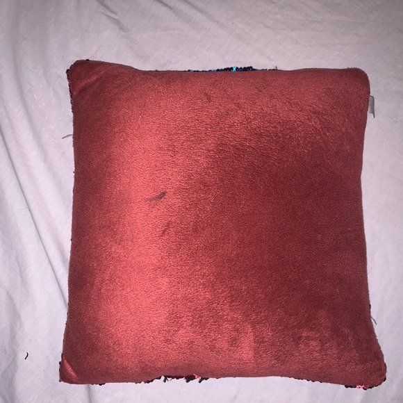Red and blue mermaid sequin pillow - Picture 4 of 5